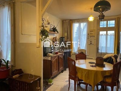 /international/fr/montmarault-auvergne-310104959506/