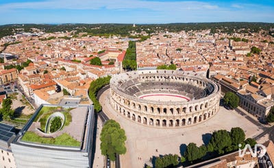 /international/fr/nimes-languedoc-roussillon-310105892796/