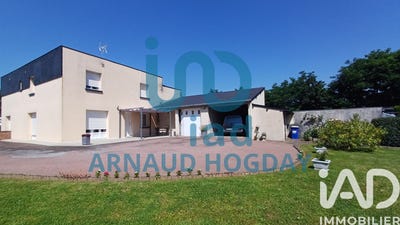 /international/fr/beaucouze-pays-de-la-loire-310104919685/