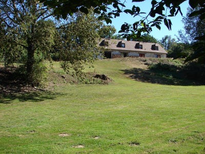 /international/fr/arronnes-auvergne-310100459230/?lang=zh-tw