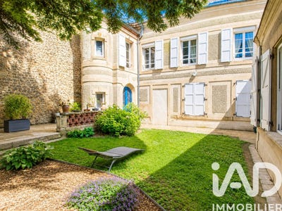 /international/fr/charleville-mezieres-ardennes-310108455252/