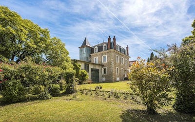 /international/fr/chateau-chalon-franche-comte-310108558324/
