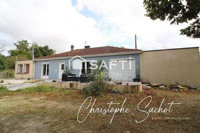 /international/fr/beaussais-vitre-charente-310102262628/