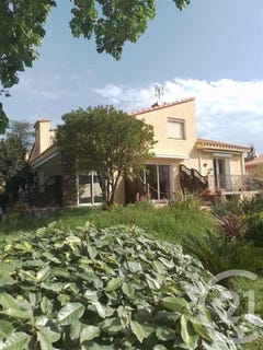 /international/fr/arles-sur-tech-languedoc-roussillon-310107598851/