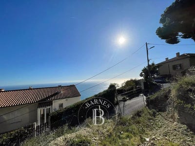 /international/fr/eze-provence-alpes-cote-d-azur-310100610969/