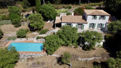 /international/fr/tourrettes-sur-loup-provence-alpes-cote-d-azur-310101487254/?lang=fr