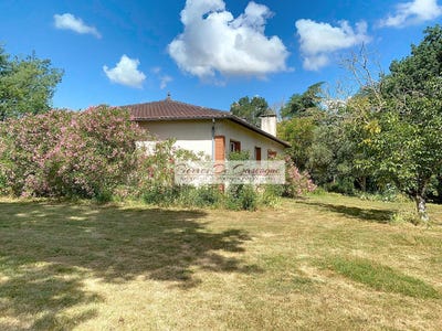 /international/fr/castera-verduzan-midi-pyrenees-310108972857/?lang=th