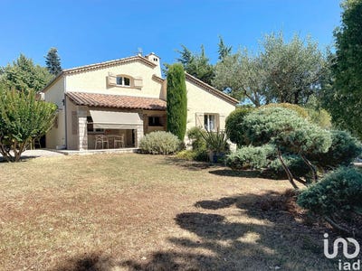 /international/fr/fayence-provence-alpes-cote-d-azur-310101035001/