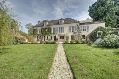 /international/fr/galluis-ile-de-france-310110425457/