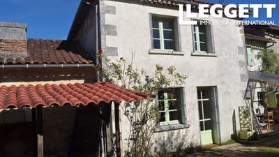 /international/fr/saint-pierre-de-cole-aquitaine-310096970706/