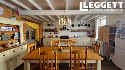 /international/fr/mouilleron-saint-germain-pays-de-la-loire-310100168609/