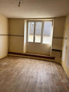 /international/fr/arnac-la-poste-limousin-310104798199/