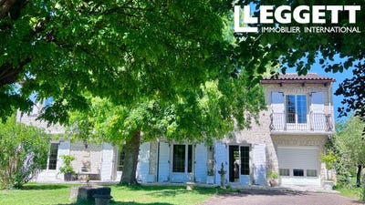 /international/fr/jarnac-centre-val-de-loire-310106967272/