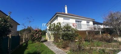 /international/fr/vendome-centre-val-de-loire-120098234471/