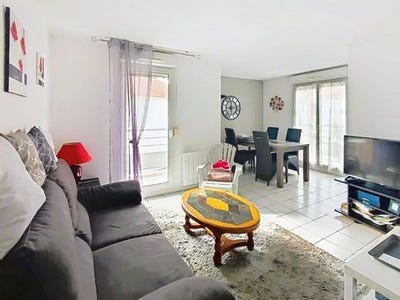 /international/fr/margny-les-compiegne-picardie-310106520671/