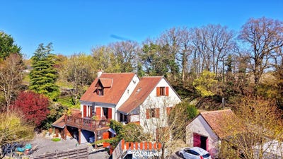 /international/fr/loches-centre-val-de-loire-310107412022/