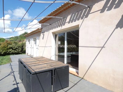 /international/fr/callas-provence-alpes-cote-d-azur-310099784641/