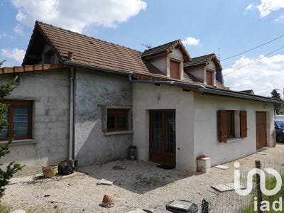 /international/fr/saint-gervais-en-valliere-burgundy-310099710258/