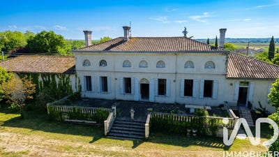 /international/fr/lamothe-landerron-aquitaine-310107737953/