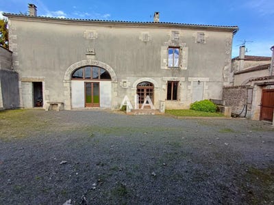 /international/fr/courcome-charente-310098740878/?lang=it