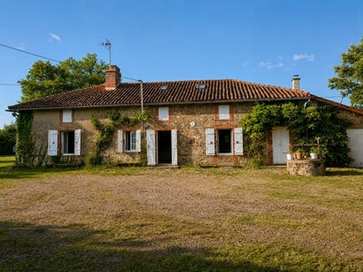 /international/fr/luchapt-charente-310105748161/