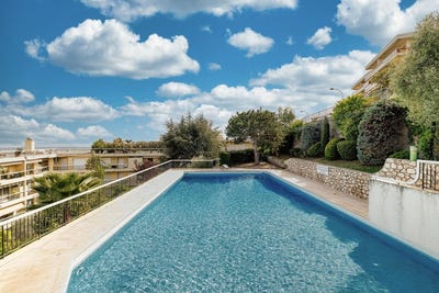 /international/fr/nice-provence-alpes-cote-d-azur-310109045291/