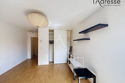 /international/fr/suresnes-ile-de-france-310108668735/