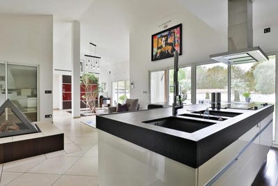 /international/fr/salles-charente-310107971468/