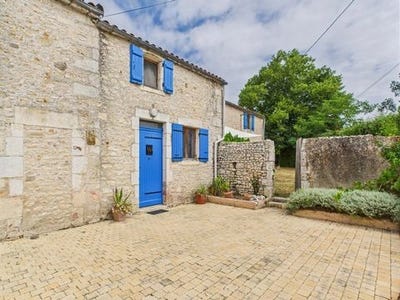 /international/fr/saint-just-luzac-charente-310099625945/