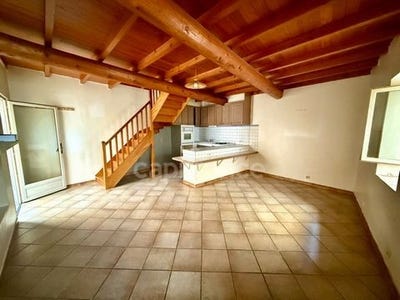 /international/fr/cadenet-provence-alpes-cote-d-azur-120097650841/