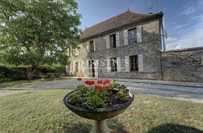 /international/fr/pellegrue-aquitaine-310099060738/?lang=en