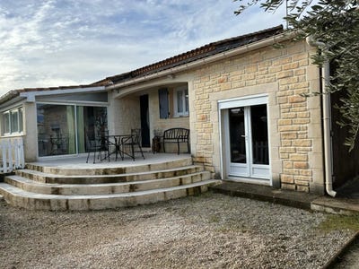 /international/fr/saint-chaptes-languedoc-roussillon-310105764118/
