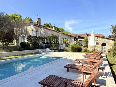 /international/fr/angouleme-charente-310107906700/