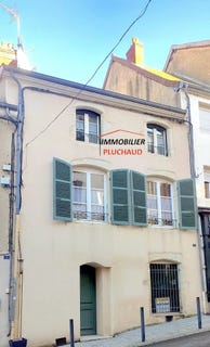 /international/fr/la-clayette-burgundy-310100960521/