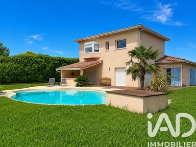 /international/fr/montaigut-sur-save-midi-pyrenees-310108778142/