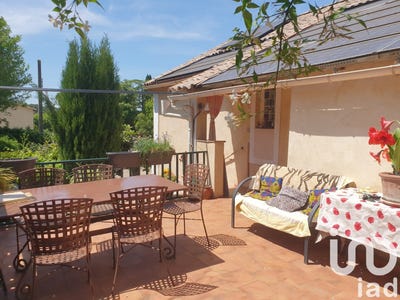 /international/fr/saint-victor-la-coste-languedoc-roussillon-310099844442/
