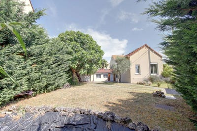 /international/fr/conflans-sainte-honorine-ile-de-france-310109179822/?lang=it