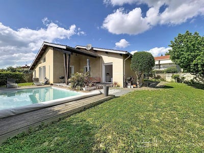 /international/fr/auch-midi-pyrenees-310107906374/