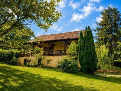 /international/fr/beaumontois-en-perigord-aquitaine-310108292605/