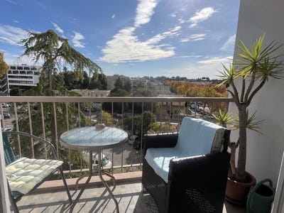 /international/fr/montpellier-languedoc-roussillon-310108596081/