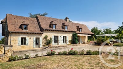 /international/fr/veyrines-de-domme-aquitaine-310109574833/