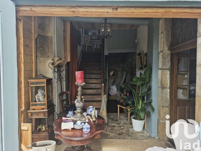 /international/fr/bourganeuf-limousin-310100277181/