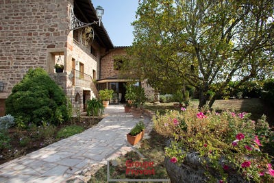 /international/fr/cluny-burgundy-310108764090/