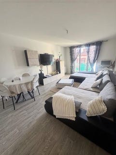 /international/fr/saint-etienne-rhone-310106488491/