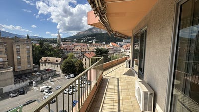 /international/fr/gap-provence-alpes-cote-d-azur-310110035121/