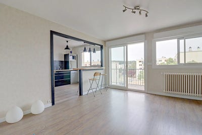 /international/fr/blois-centre-val-de-loire-310119588304/