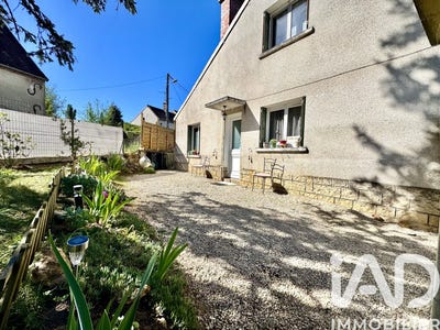 /international/fr/saint-amand-en-puisaye-burgundy-310108590181/