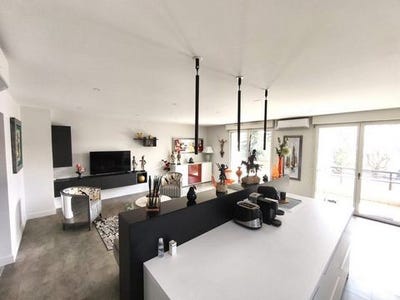 /international/fr/brive-la-gaillarde-limousin-120098411712/