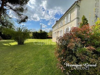 /international/fr/st-christophe-de-double-aquitaine-120096081844/
