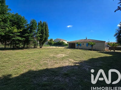 /international/fr/laudun-l-ardoise-languedoc-roussillon-310108305923/
